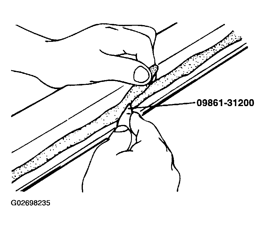 G02698235